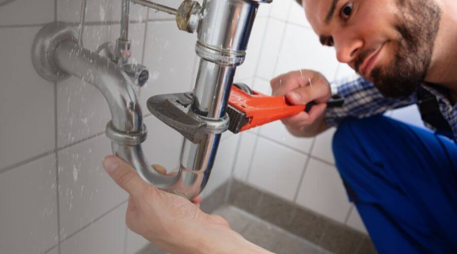 Professional emergency plumbing in Putney, KY